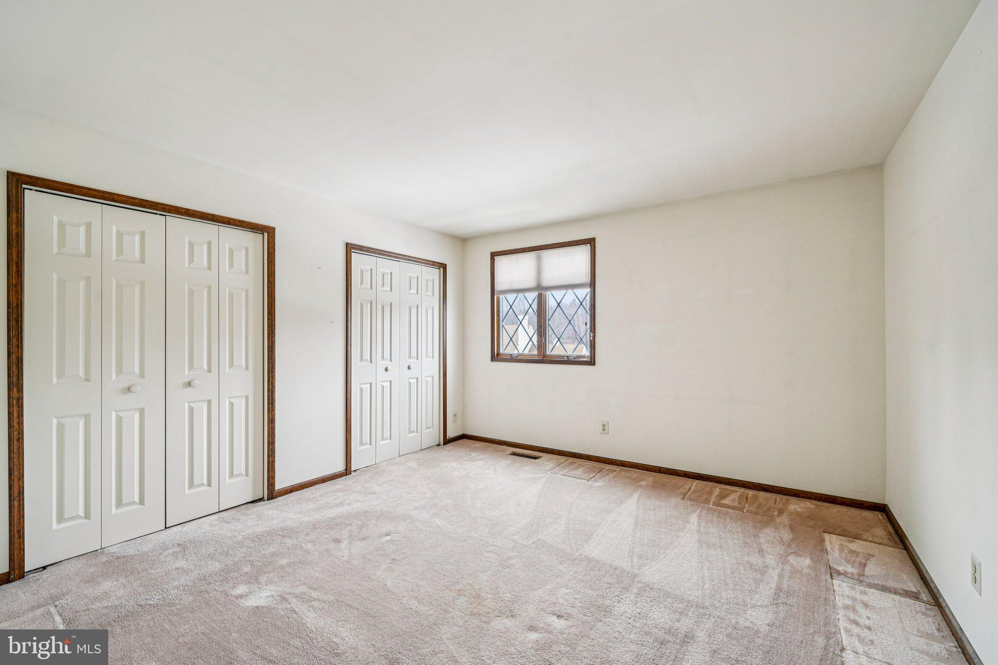 806 NORTHWINDS DRIVE