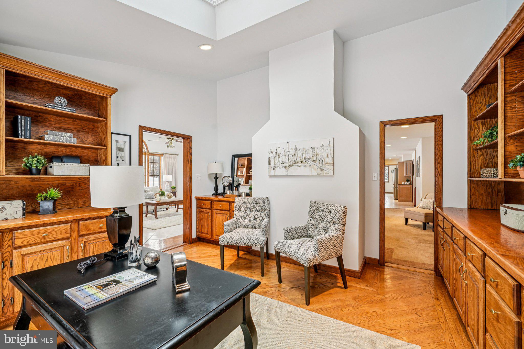 806 NORTHWINDS DRIVE