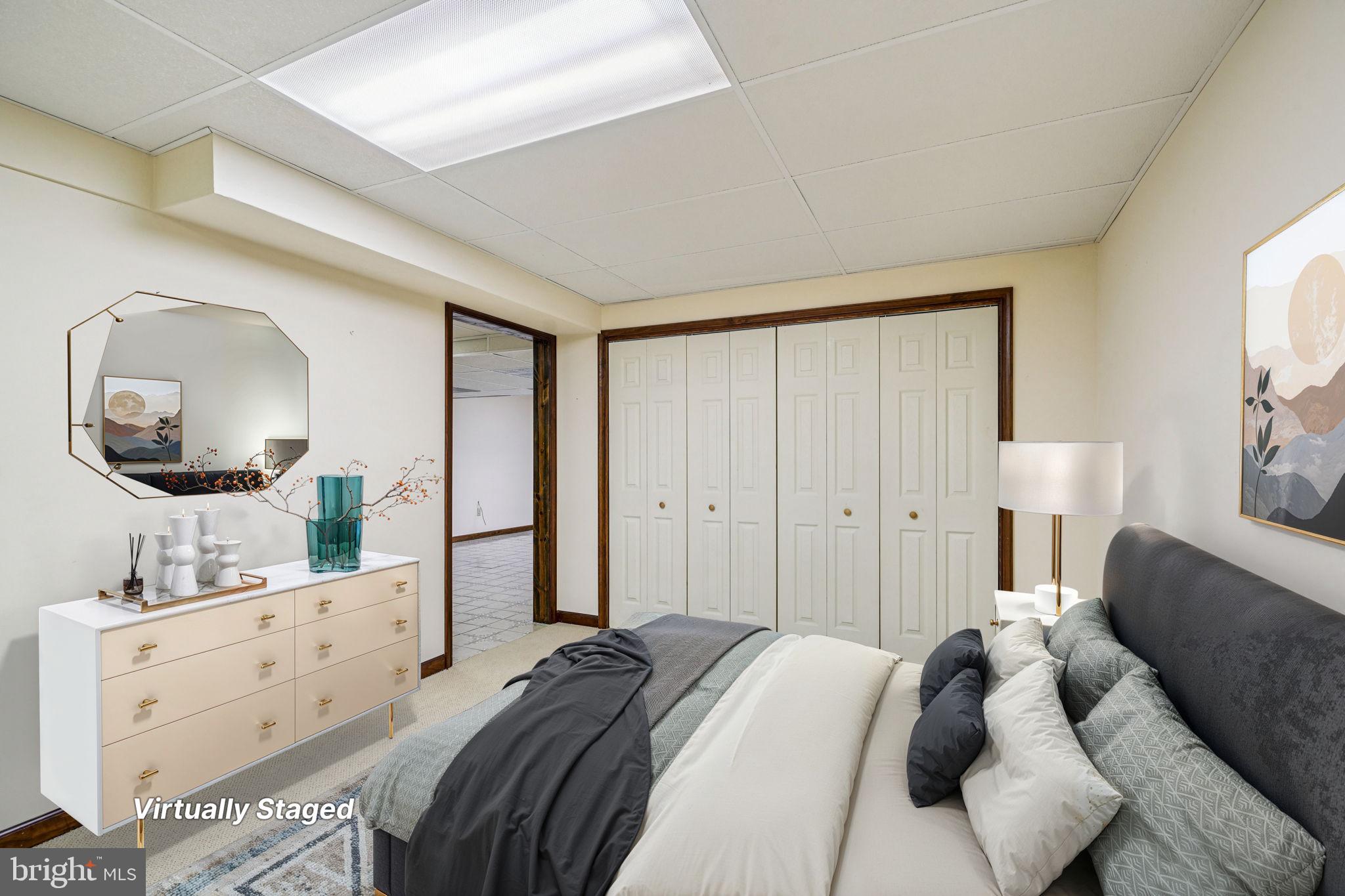 806 NORTHWINDS DRIVE