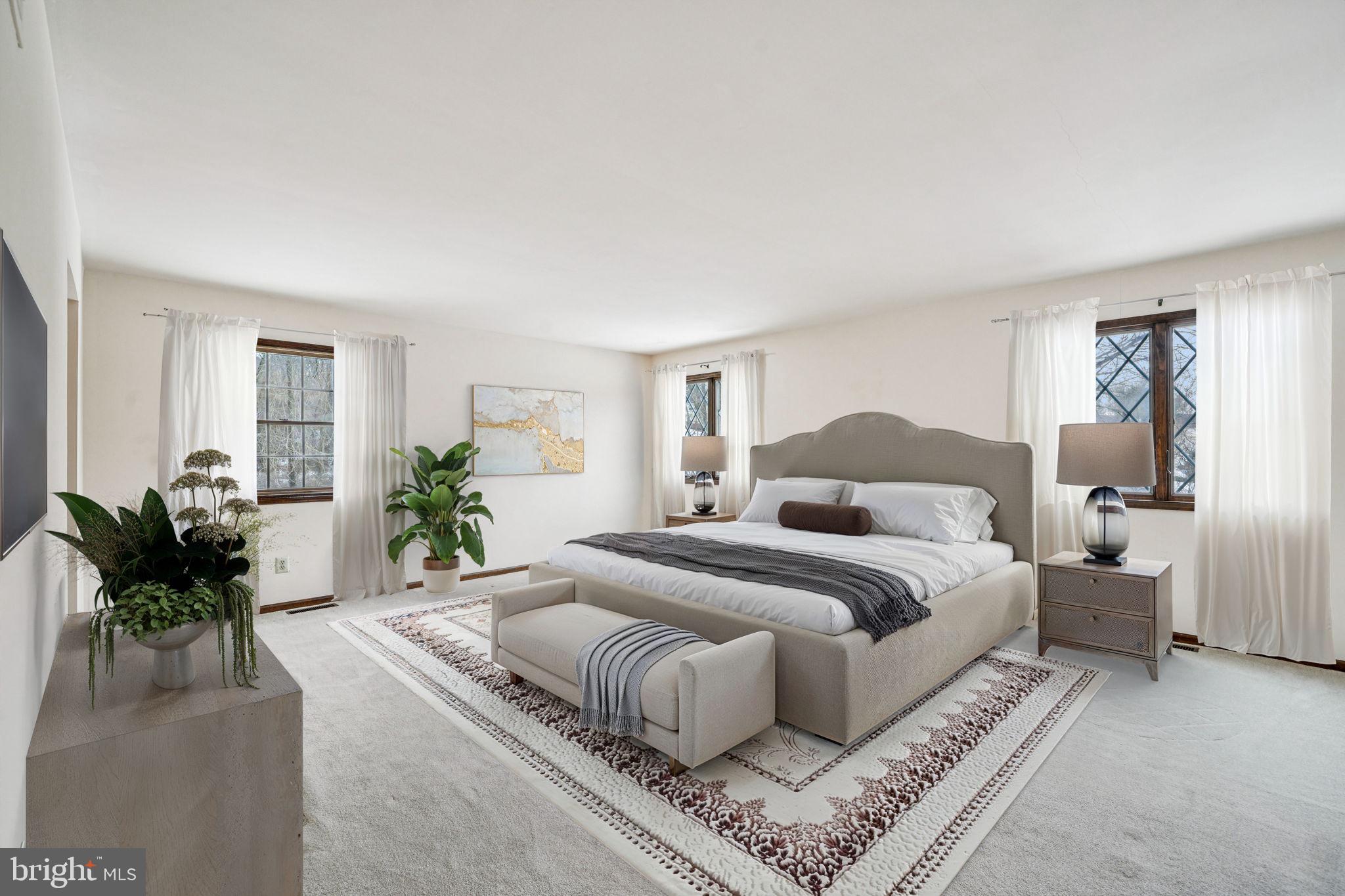 806 NORTHWINDS DRIVE