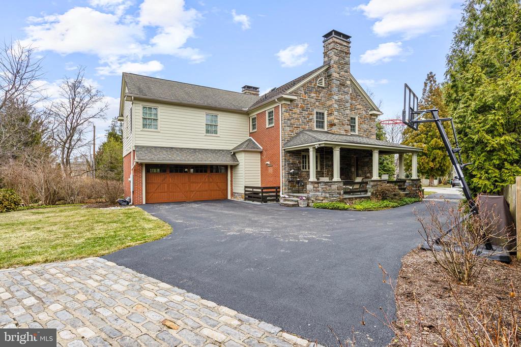8 CEDARBROOK ROAD