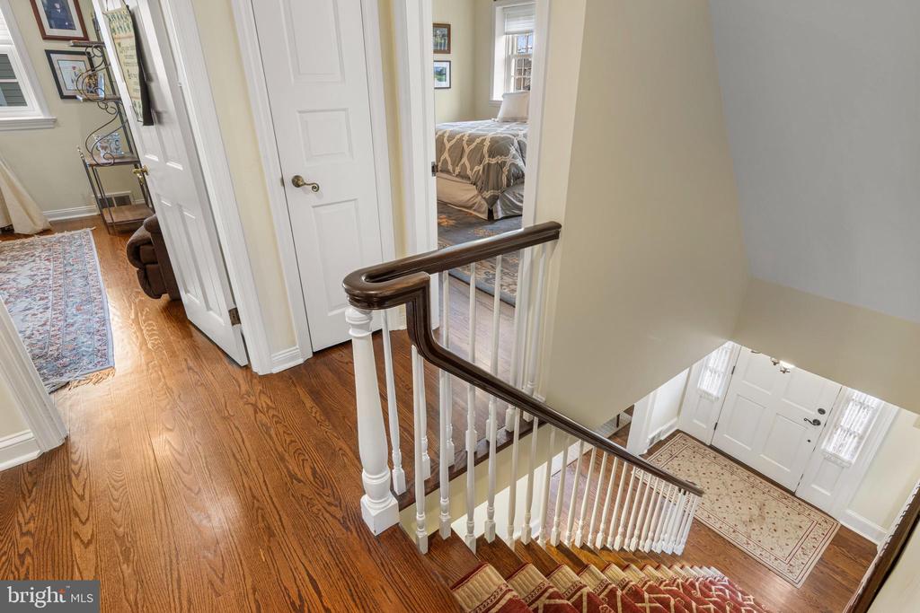 8 CEDARBROOK ROAD