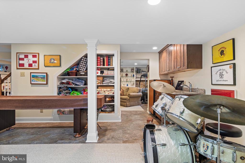 8 CEDARBROOK ROAD