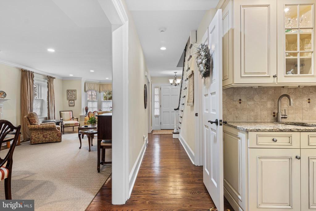 8 CEDARBROOK ROAD