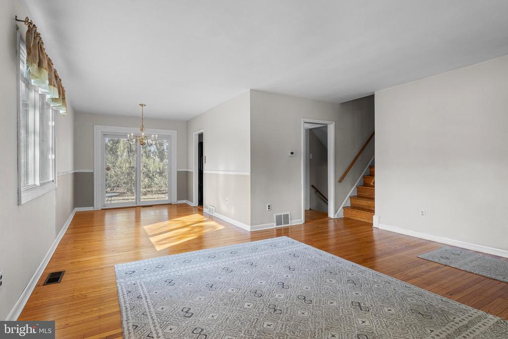 830 LEWIS LANE