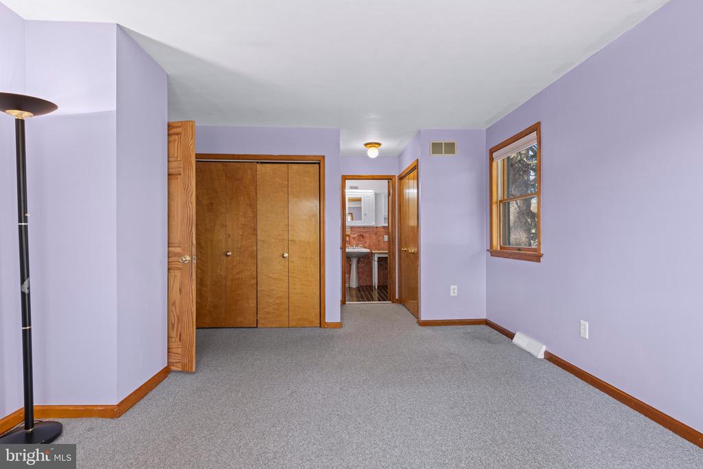 830 LEWIS LANE