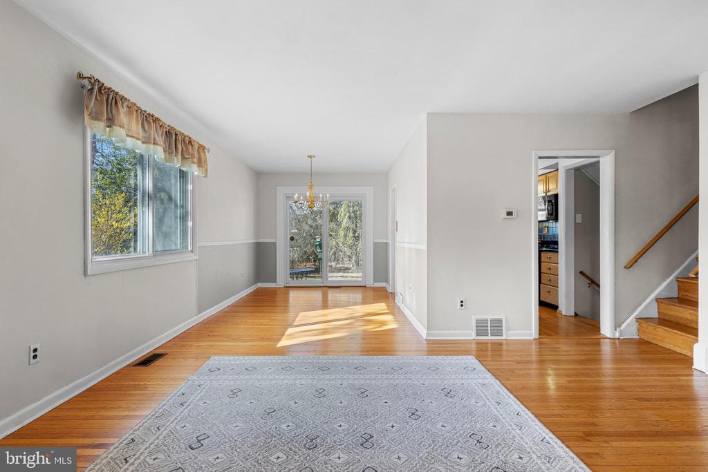 830 LEWIS LANE