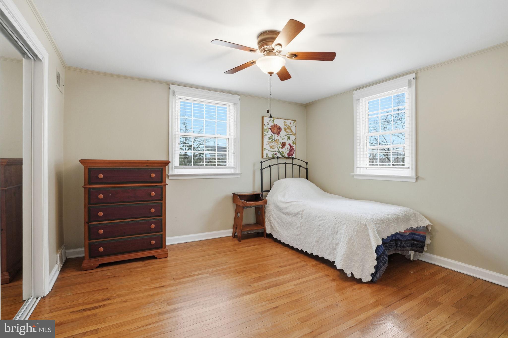 2609 ASHWOOD DRIVE