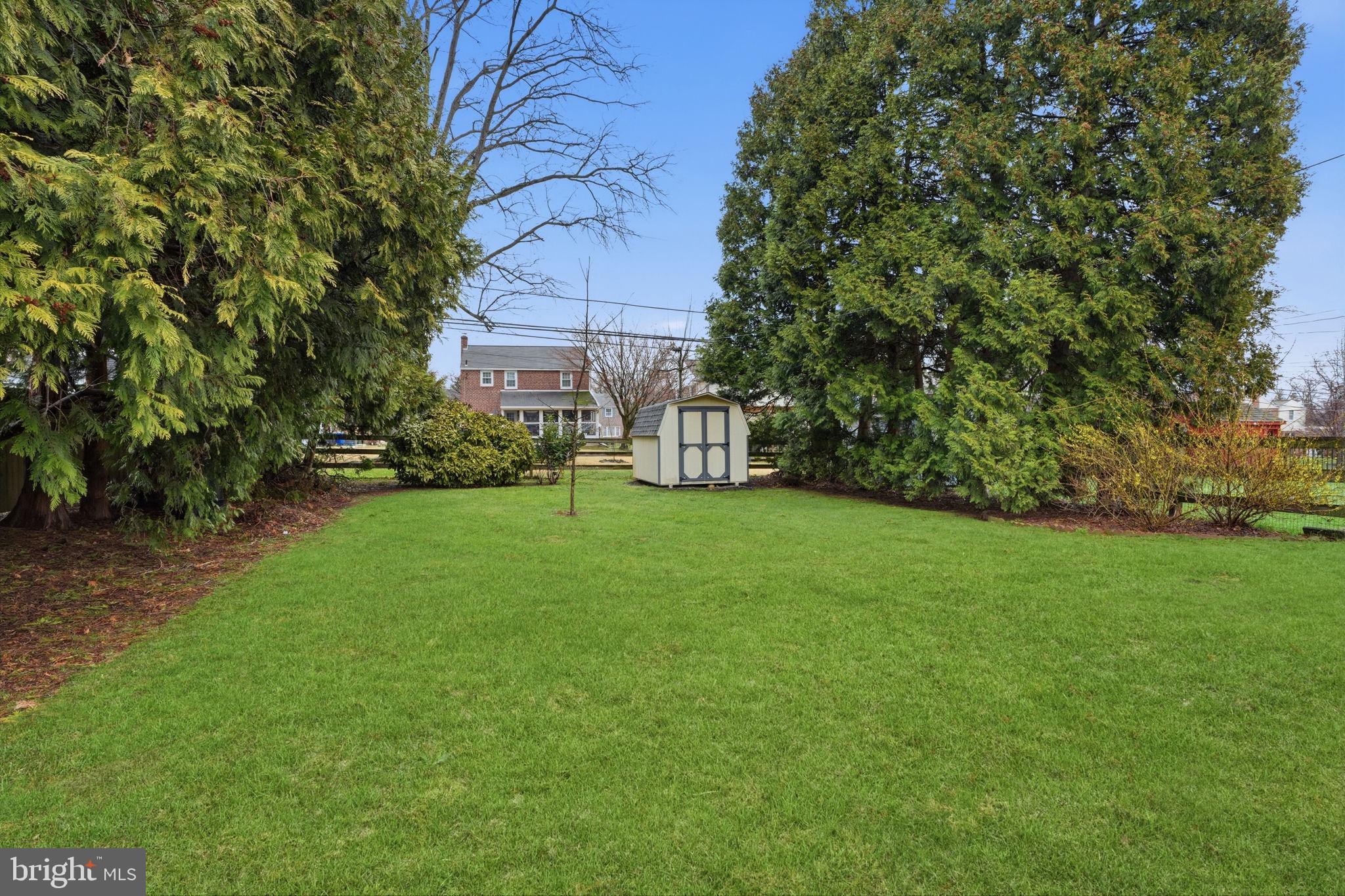 2609 ASHWOOD DRIVE