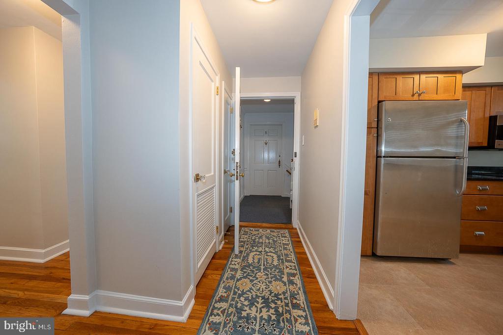 500 E LANCASTER AVENUE Unit: 111A