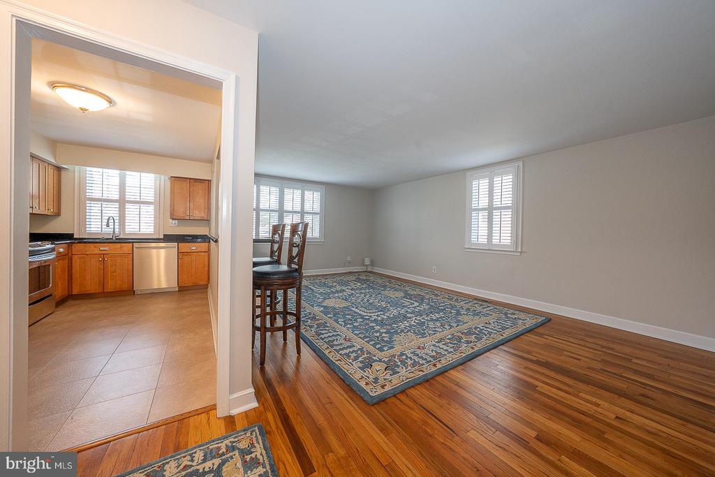 500 E LANCASTER AVENUE Unit: 111A