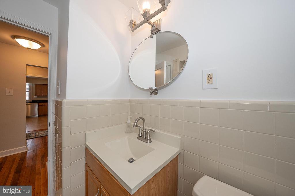 500 E LANCASTER AVENUE Unit: 111A