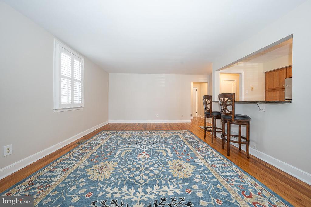500 E LANCASTER AVENUE Unit: 111A