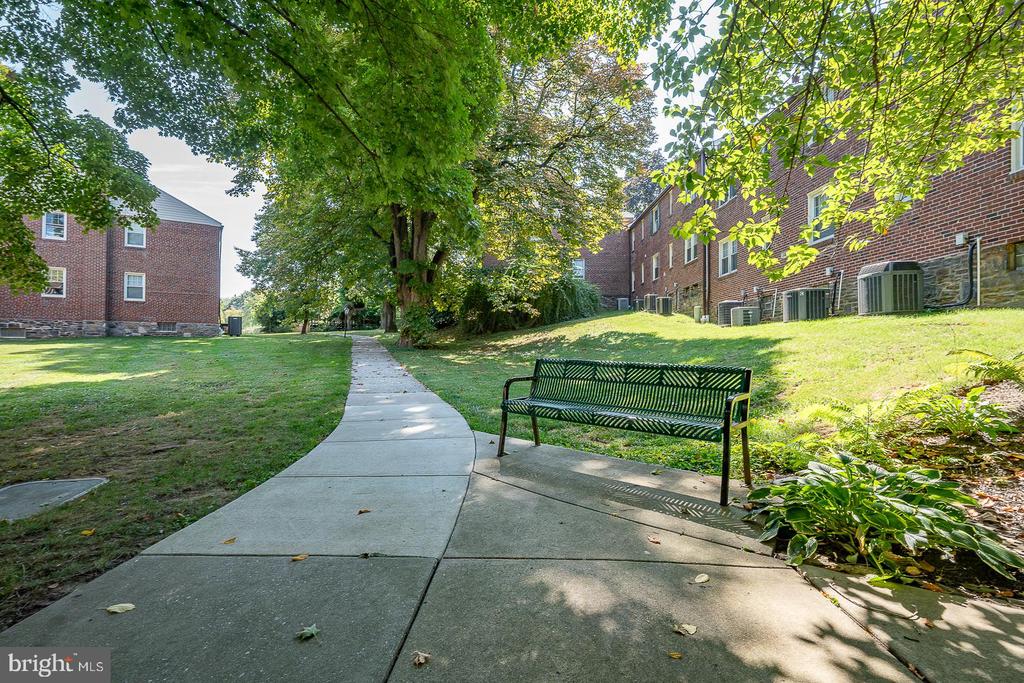 500 E LANCASTER AVENUE Unit: 111A