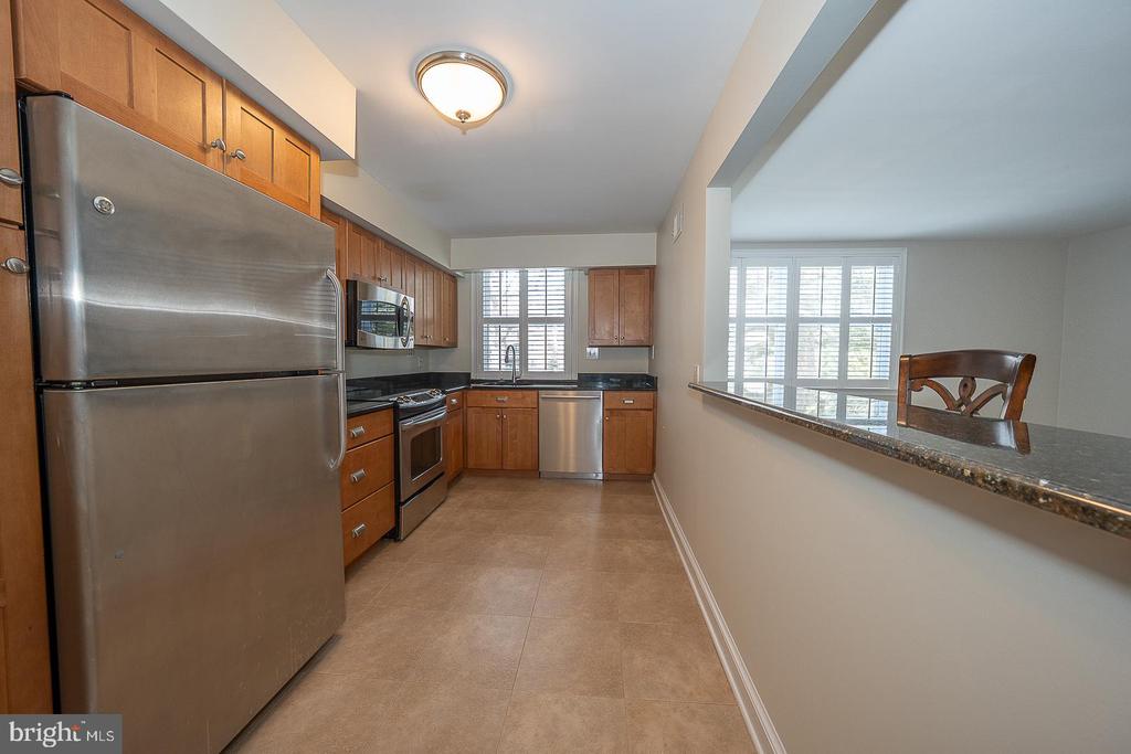 500 E LANCASTER AVENUE Unit: 111A