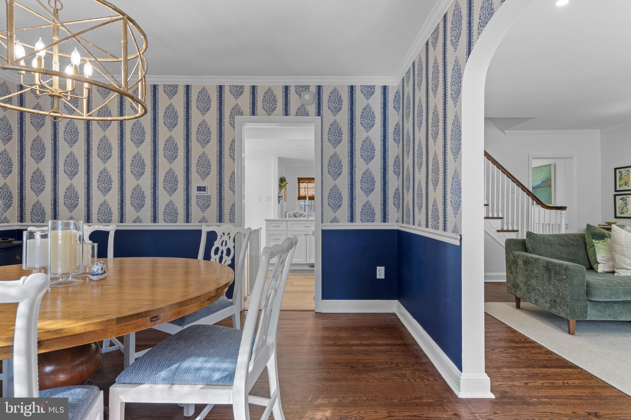 526 E BEECH TREE LANE