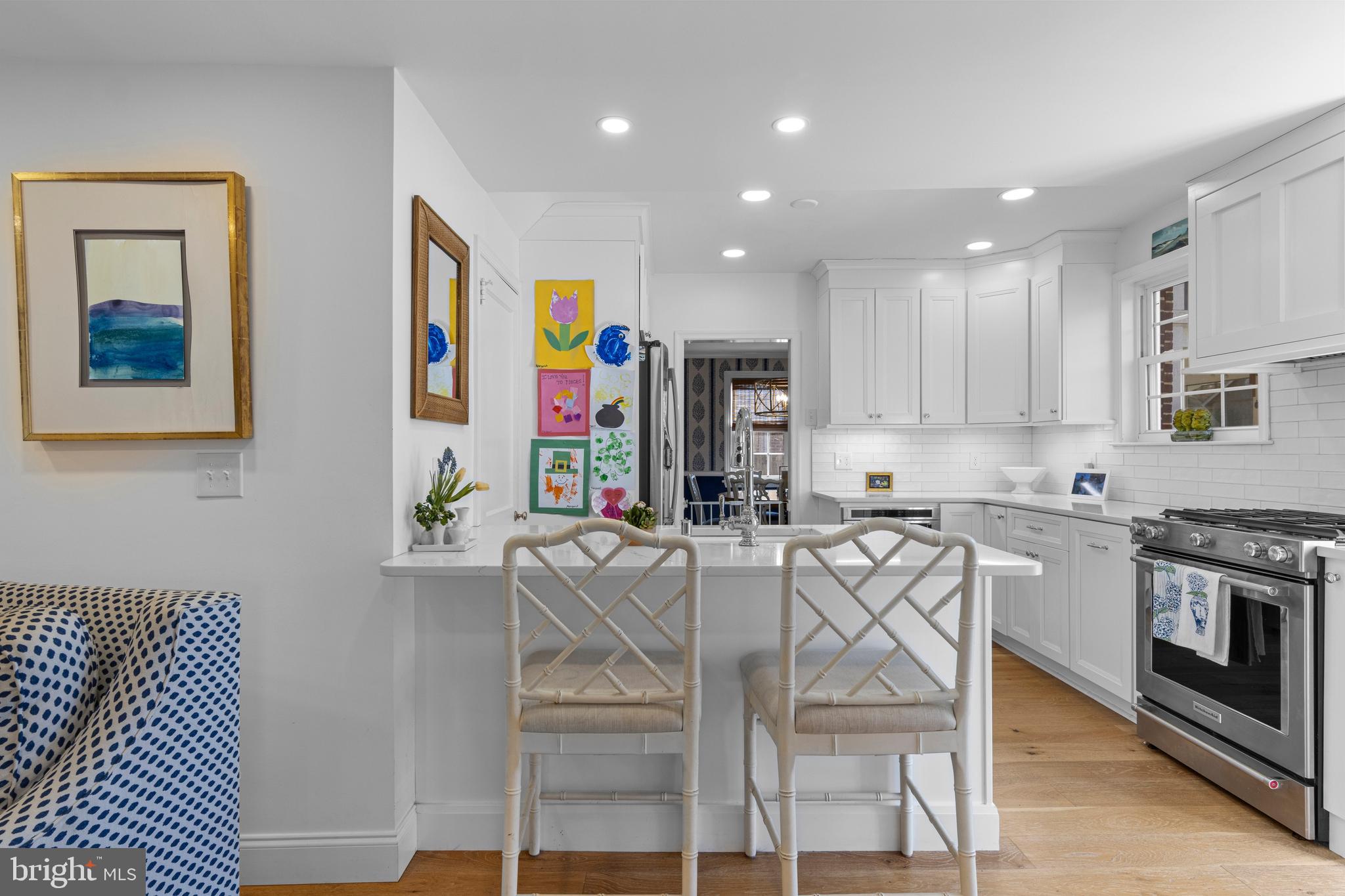 526 E BEECH TREE LANE