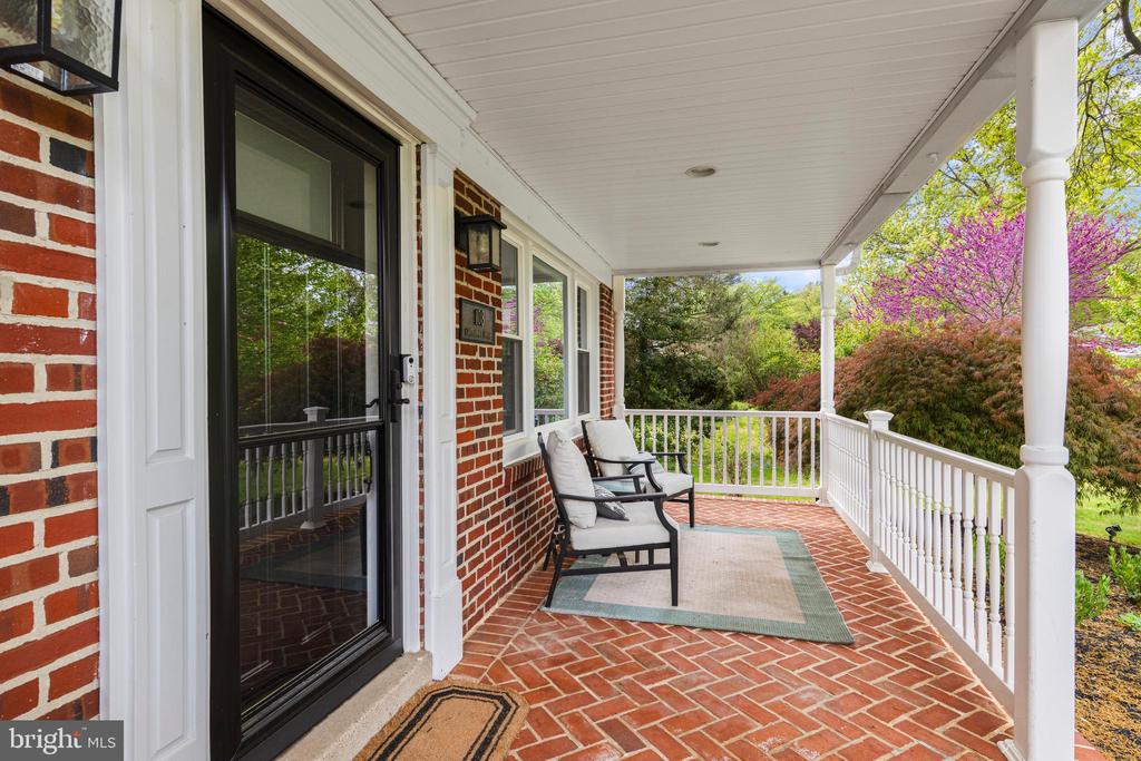 108 CANTERBURY DRIVE