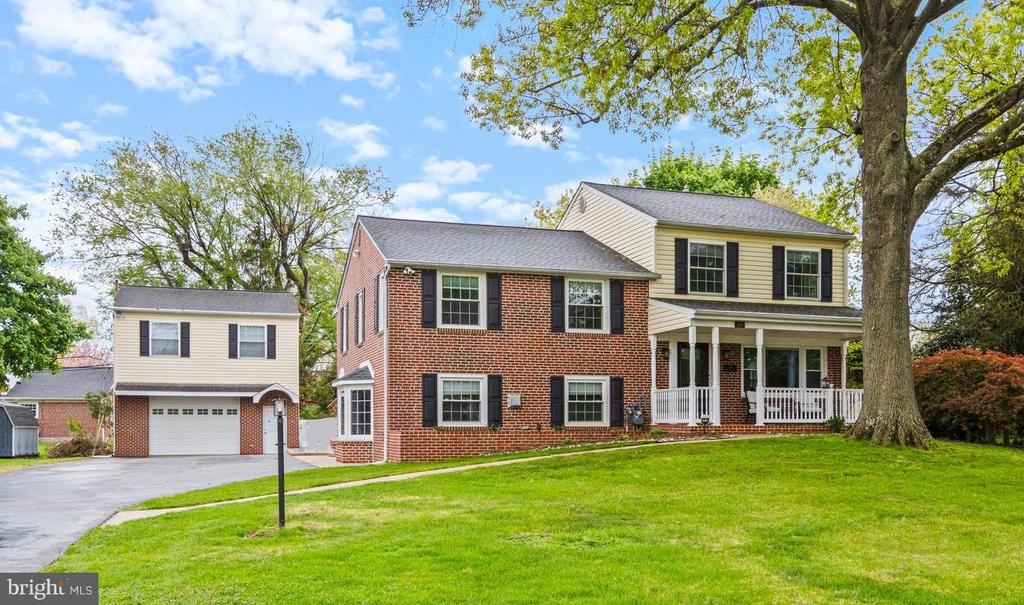 108 CANTERBURY DRIVE