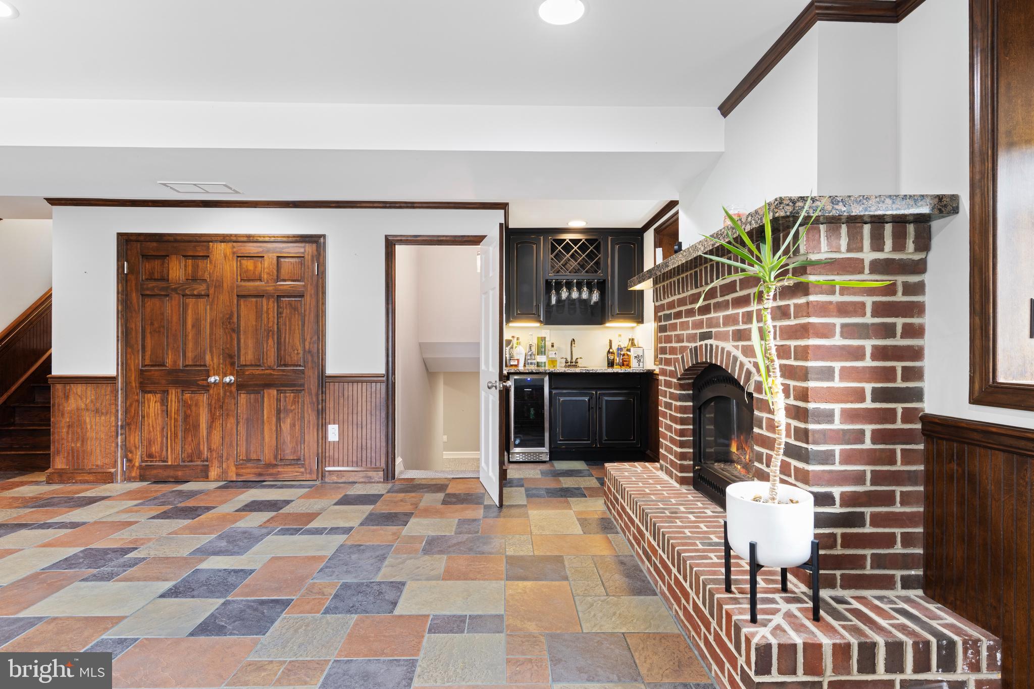 108 CANTERBURY DRIVE