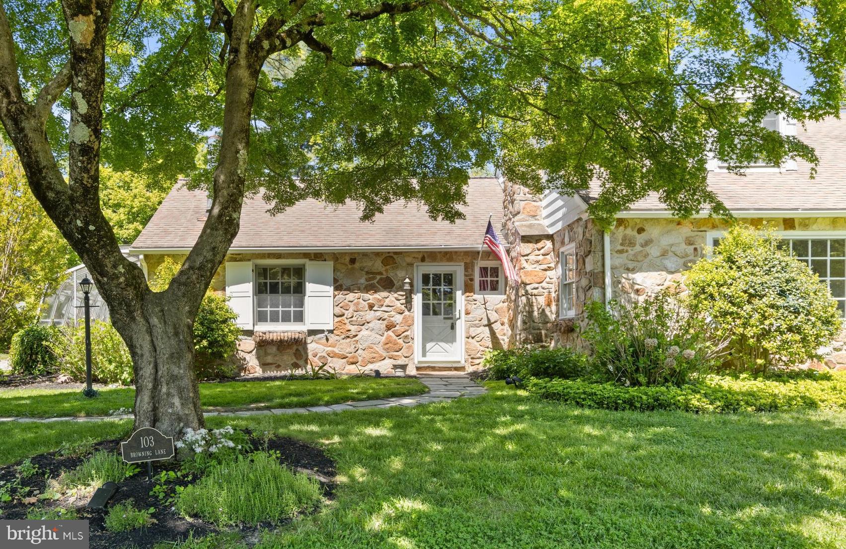 103 BROWNING LANE