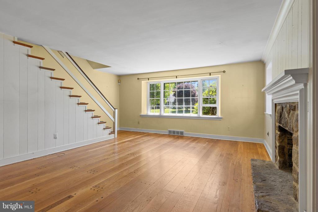 103 BROWNING LANE