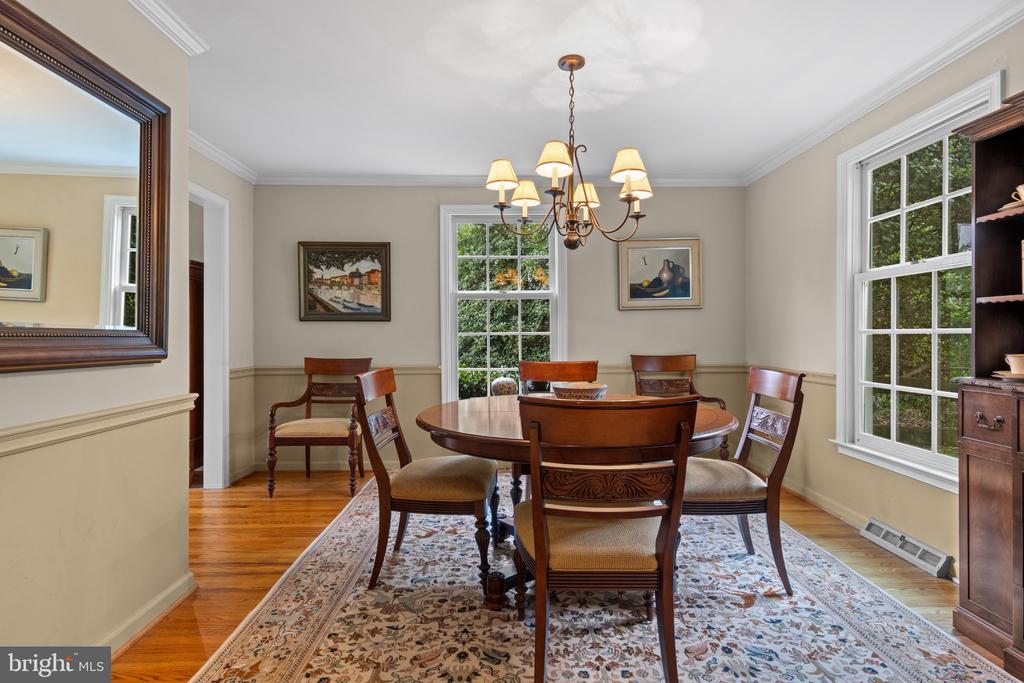 841 BRIARWOOD ROAD
