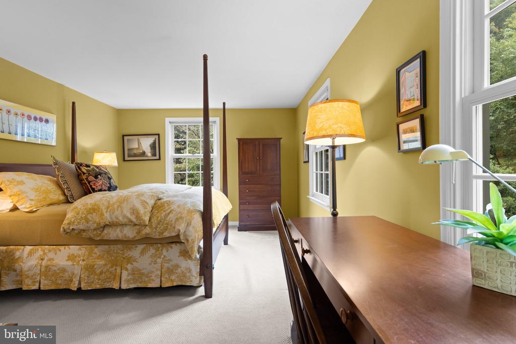 841 BRIARWOOD ROAD