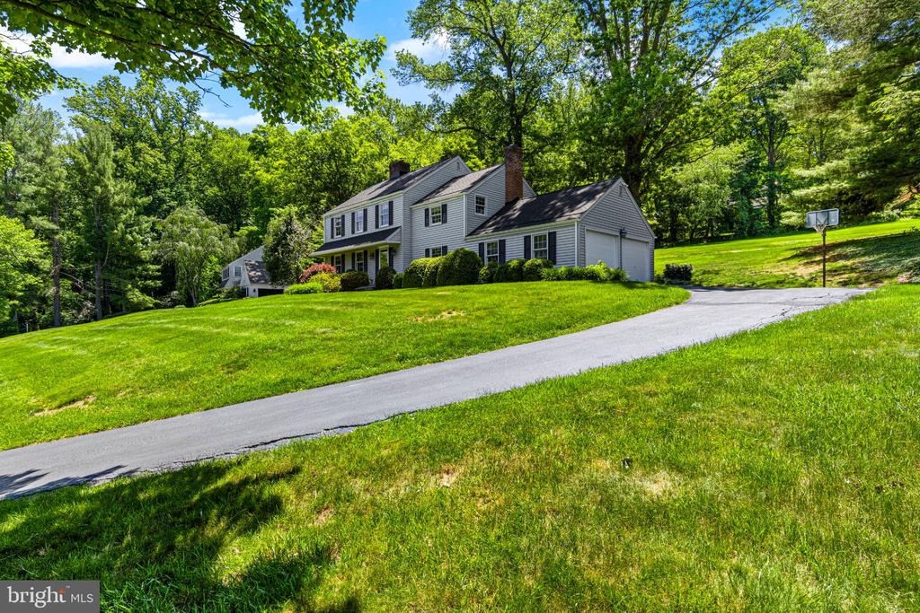 841 BRIARWOOD ROAD