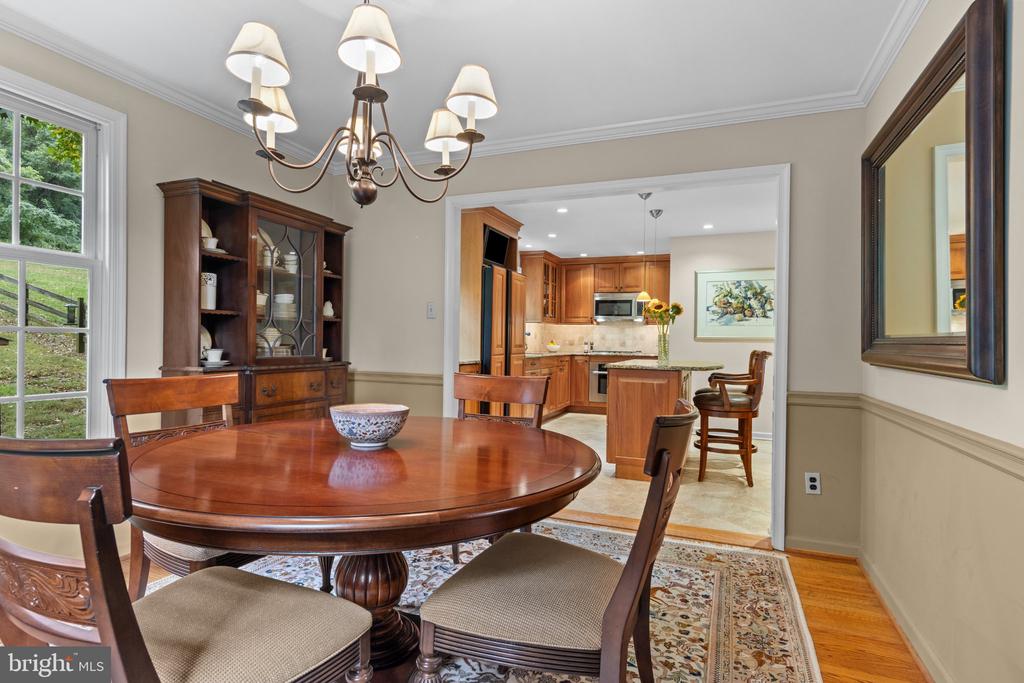 841 BRIARWOOD ROAD