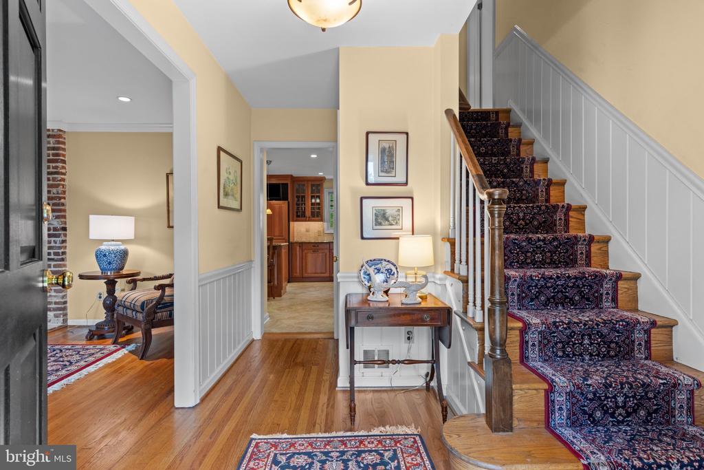841 BRIARWOOD ROAD