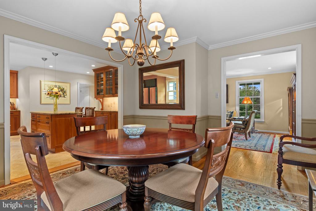 841 BRIARWOOD ROAD