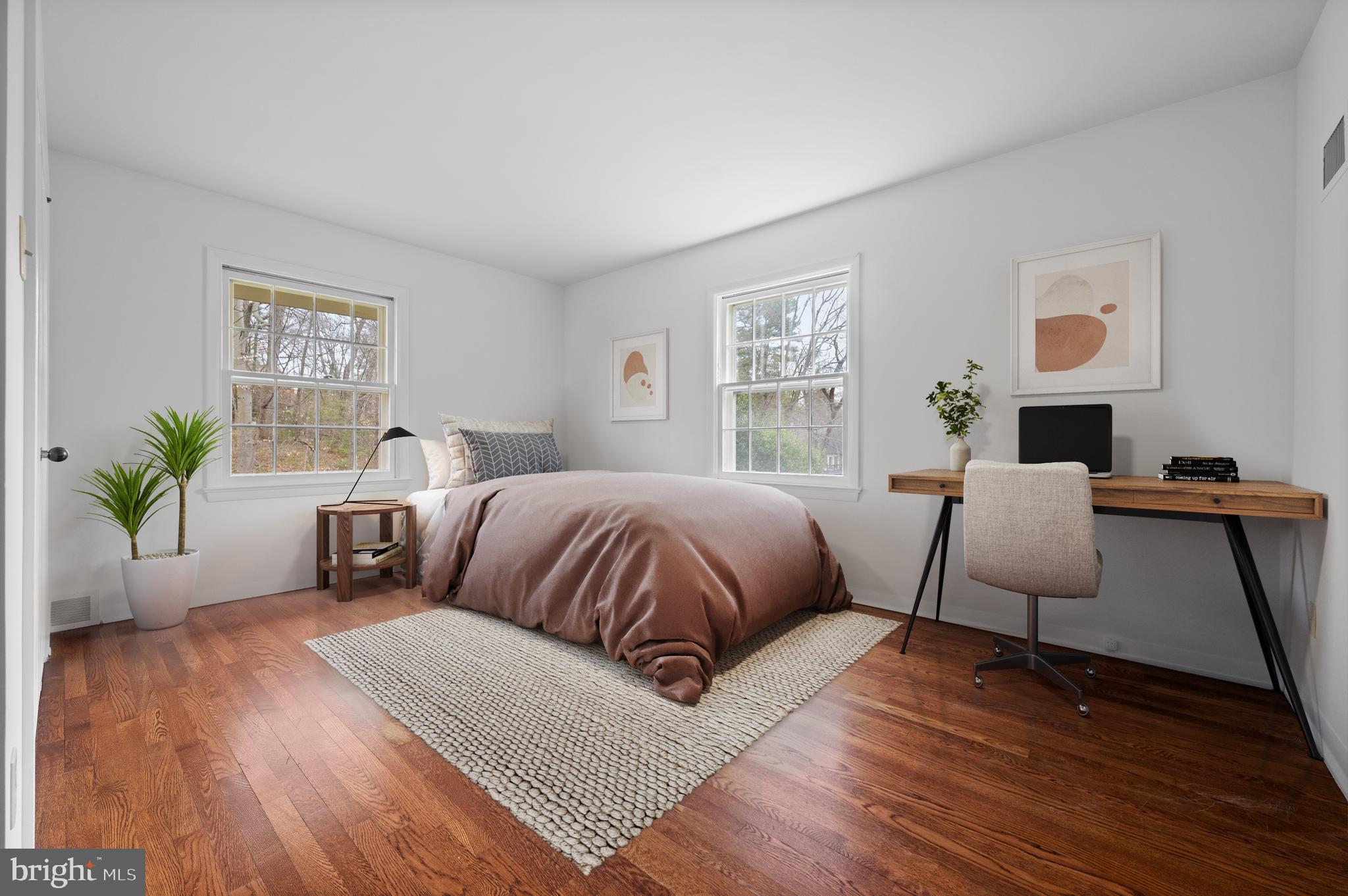 217 Winsor Ln