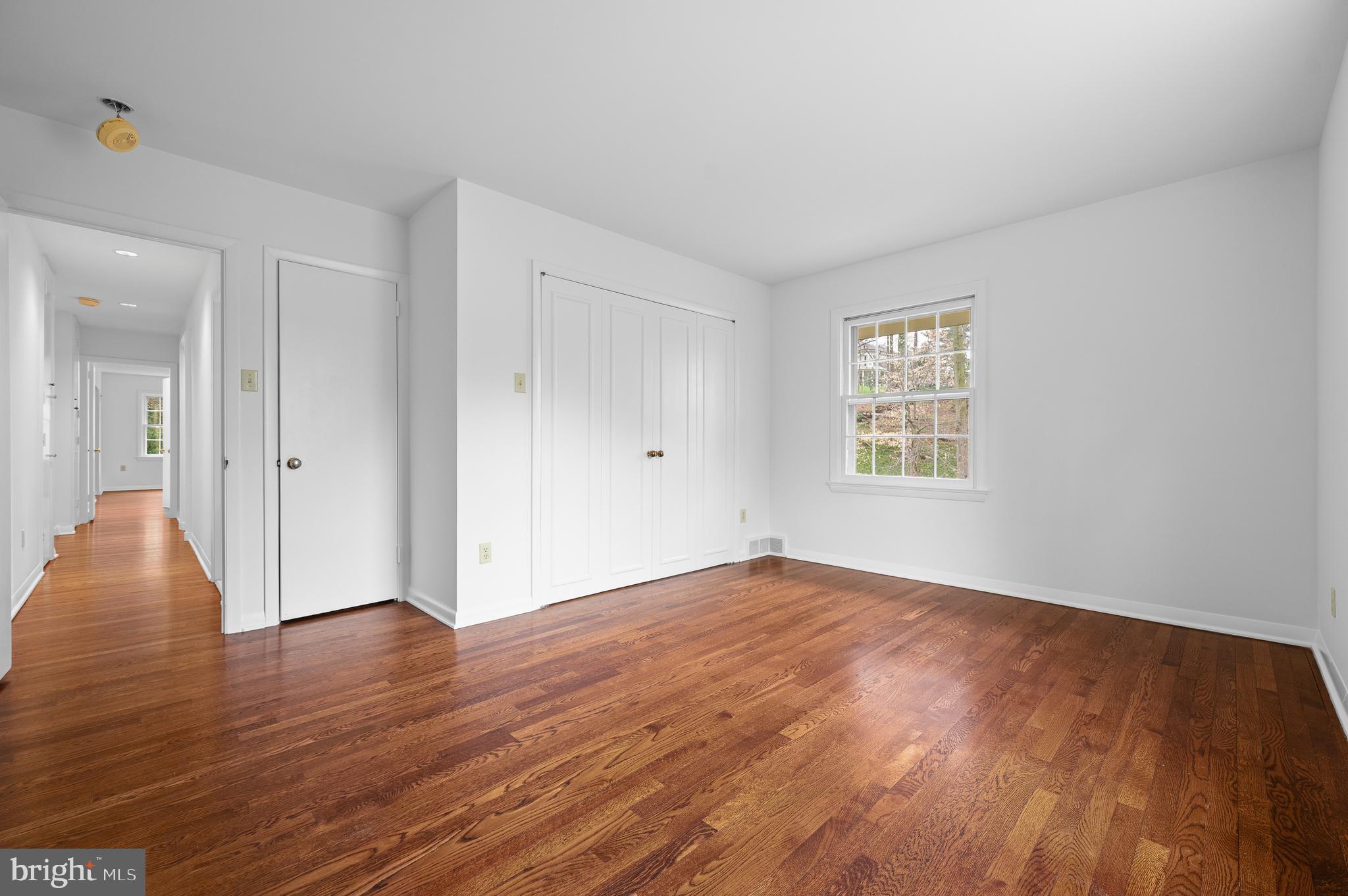 217 Winsor Ln
