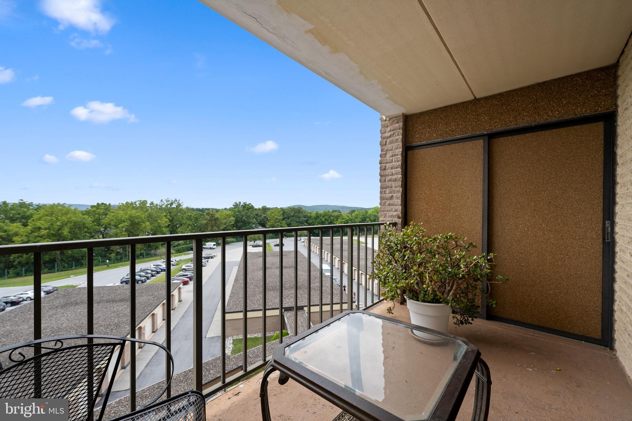 10616 Valley Forge Cir #616