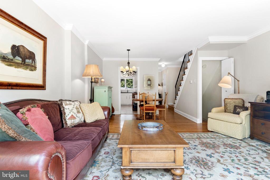 106-Unit 6 W Montgomery Ave #6