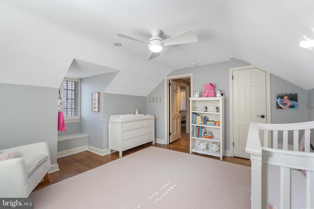408 Youngs Ford Ln