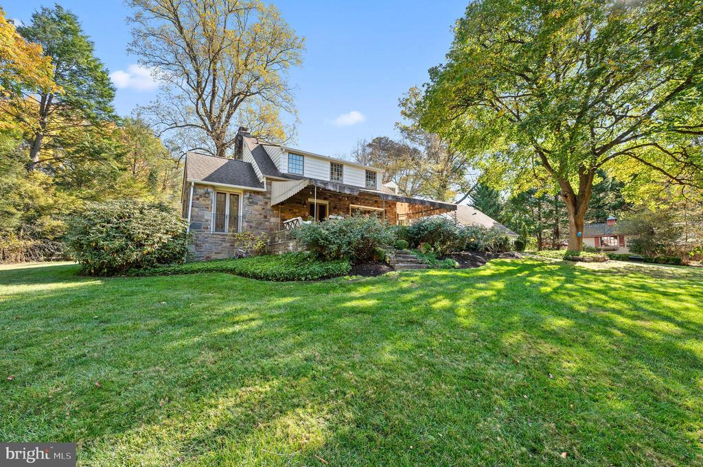 408 Youngs Ford Ln