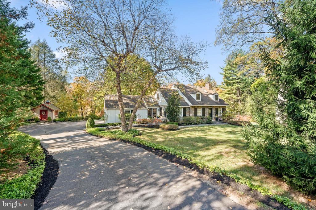 408 Youngs Ford Ln