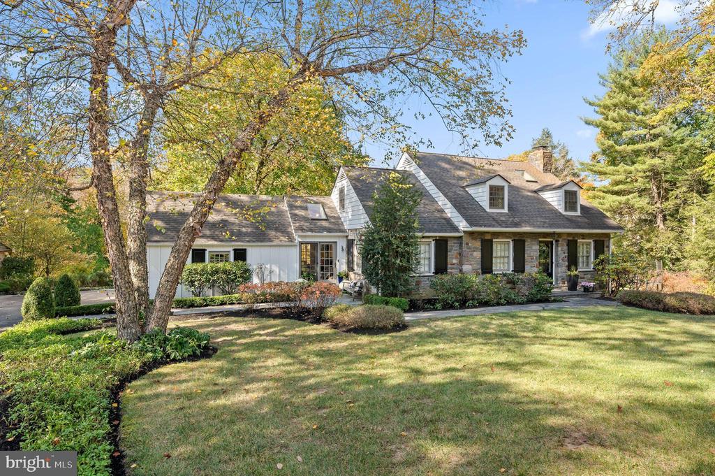 408 Youngs Ford Ln