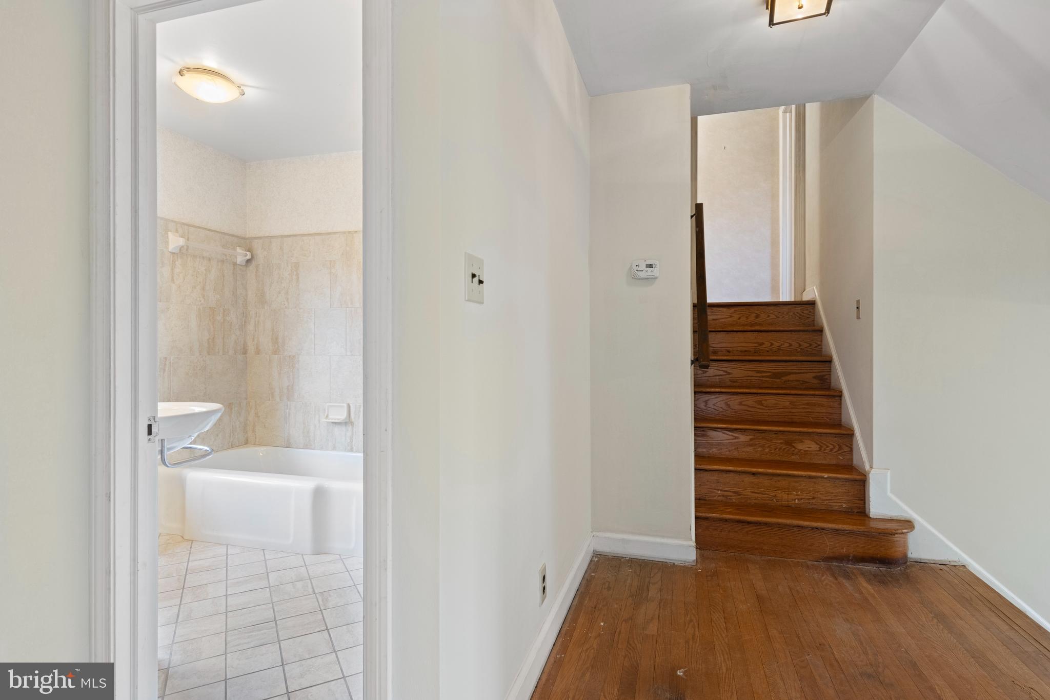 428 Redleaf Rd