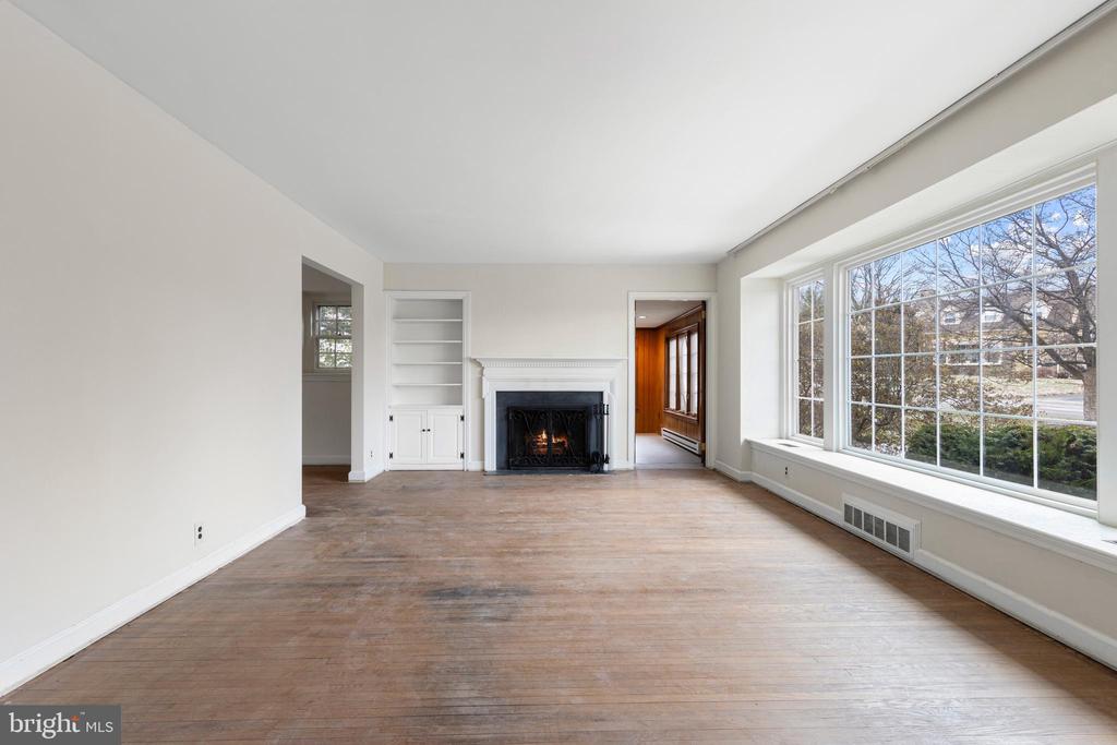 428 Redleaf Rd