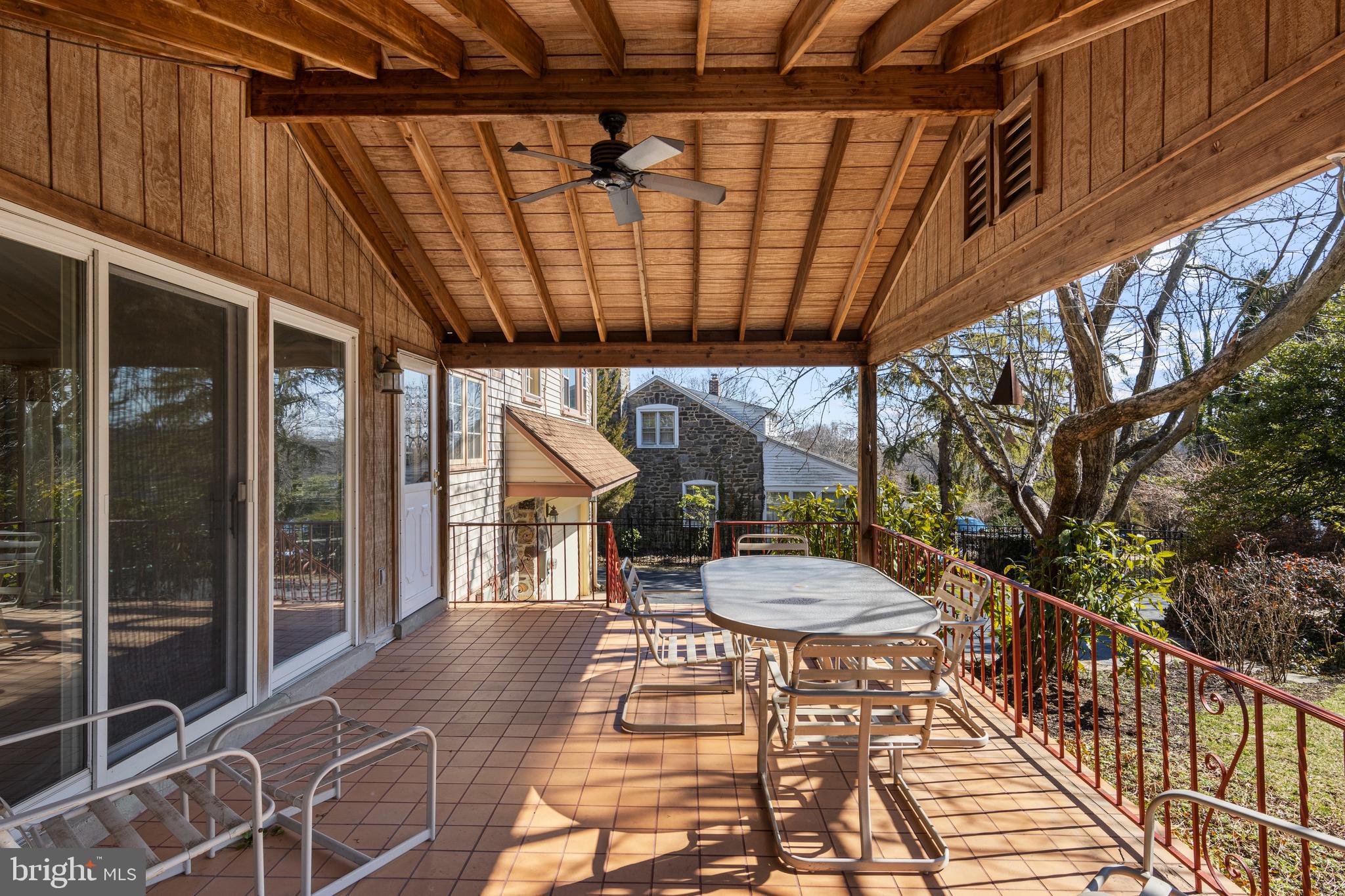 428 Redleaf Rd