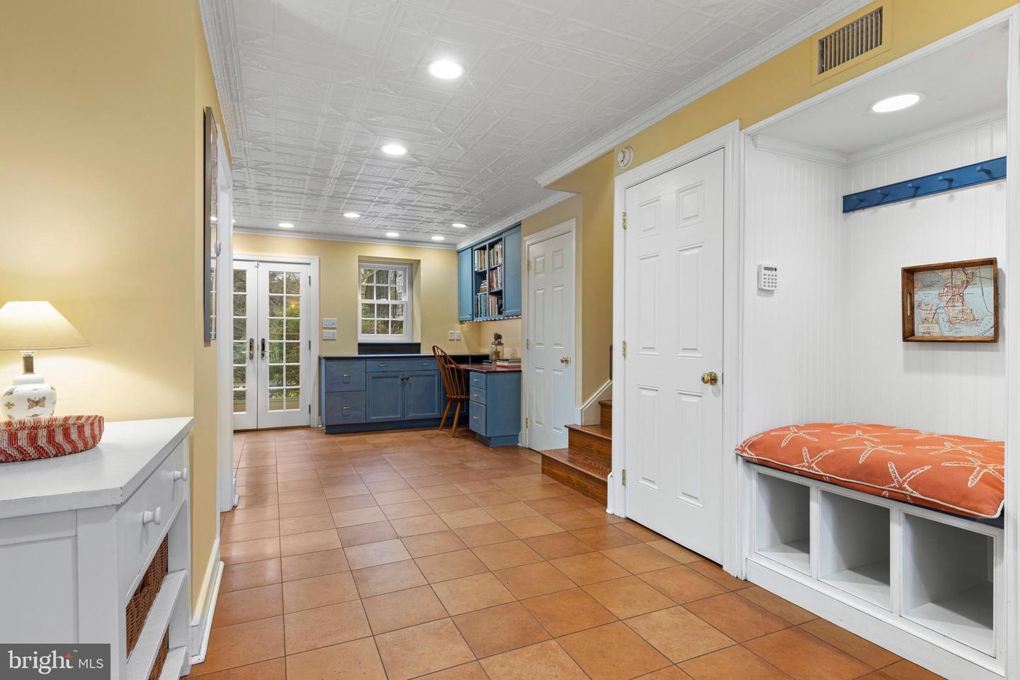 331 Fishers Rd
