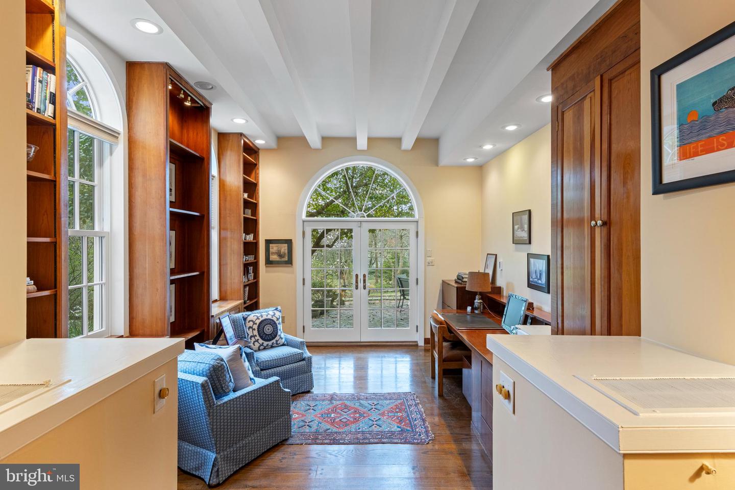 331 Fishers Rd