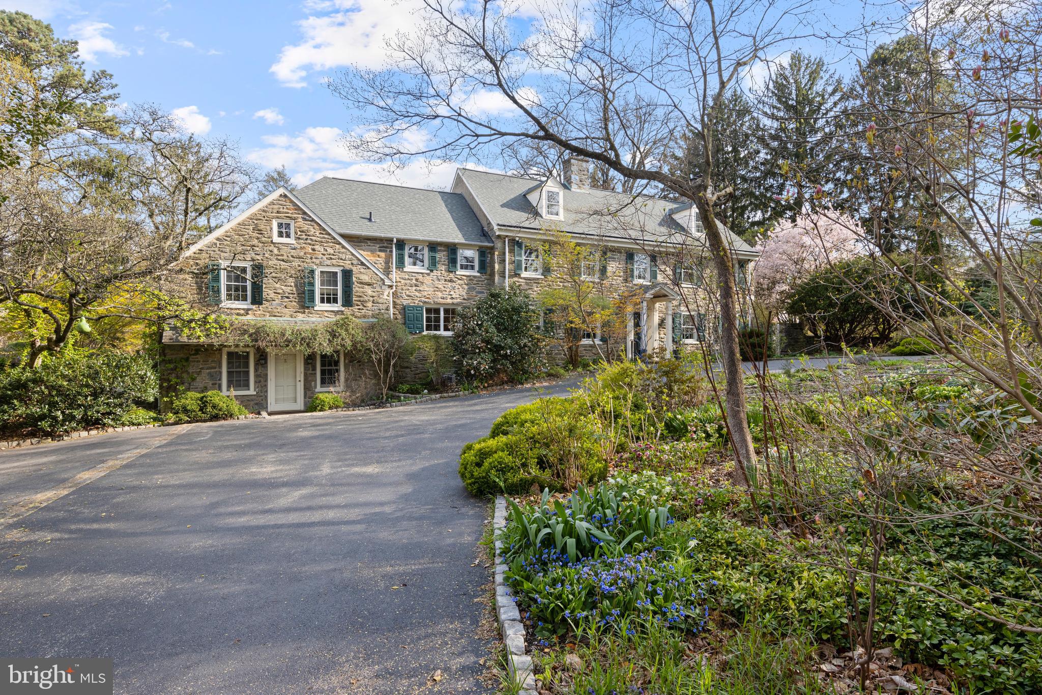 331 Fishers Rd