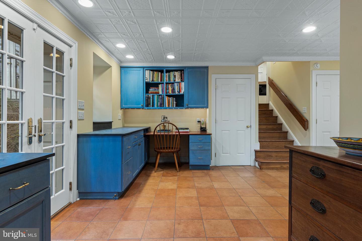 331 Fishers Rd