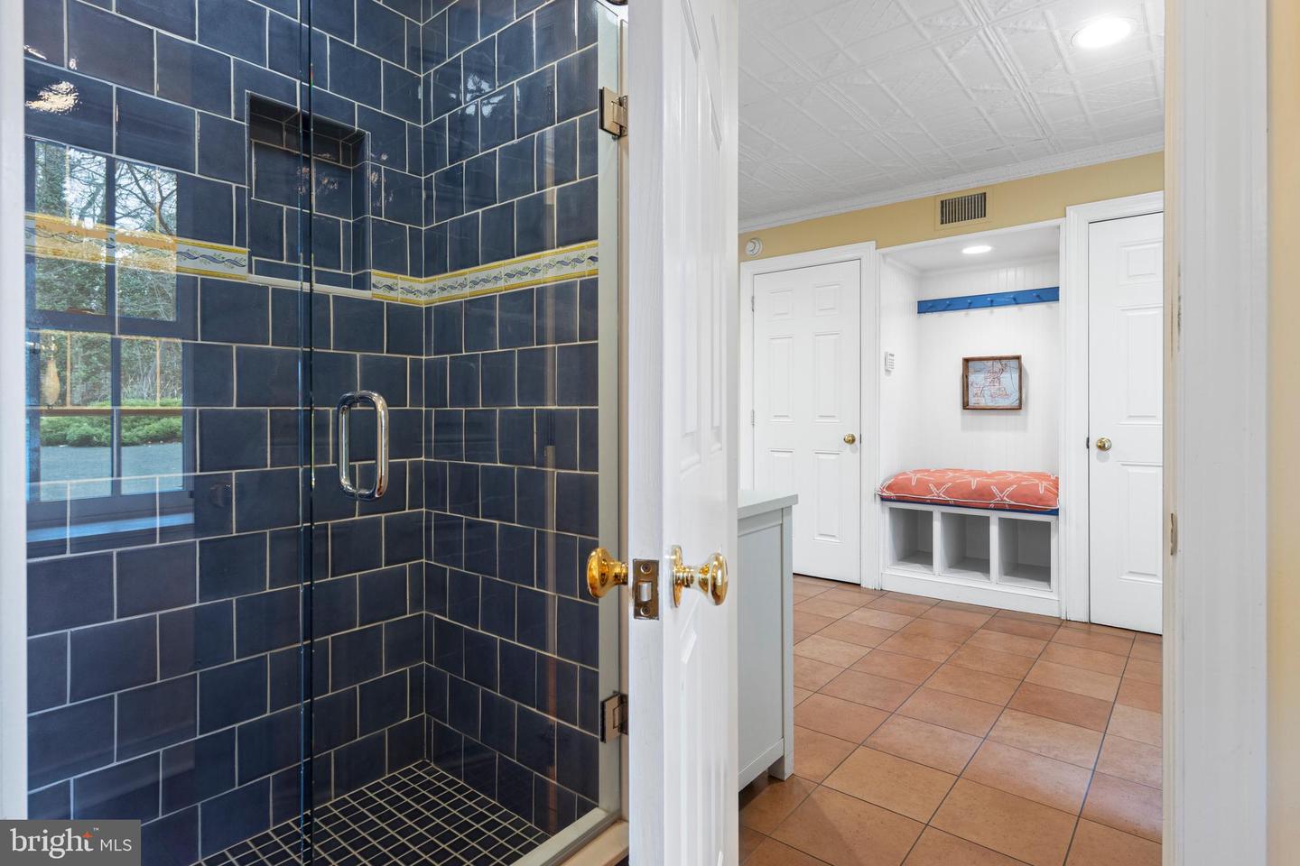 331 Fishers Rd
