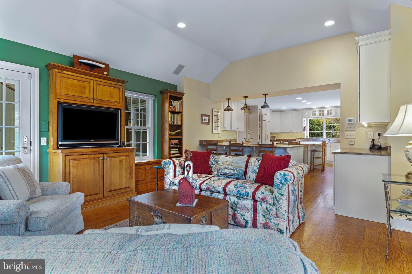 331 Fishers Rd