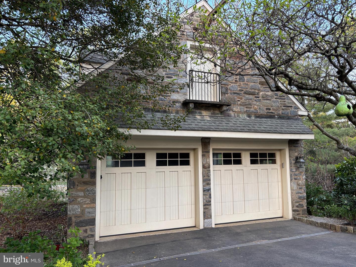331 Fishers Rd